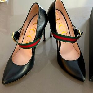 Gucci heels. Size 38